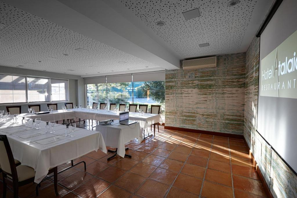 Atalaia Hotel Irun Exterior photo