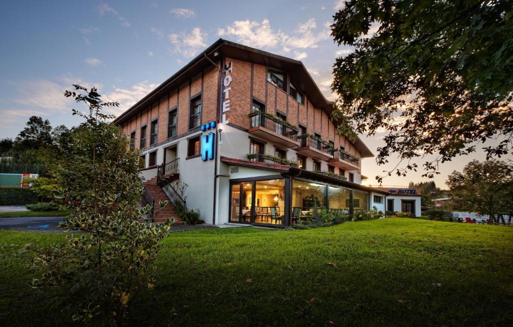 Atalaia Hotel Irun Exterior photo
