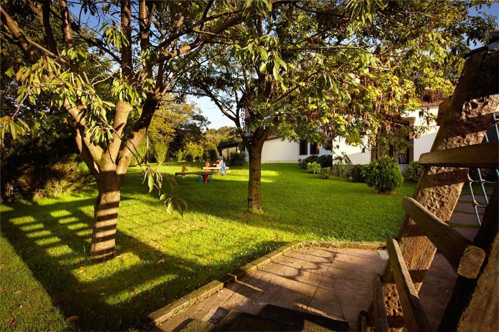 Atalaia Hotel Irun Exterior photo